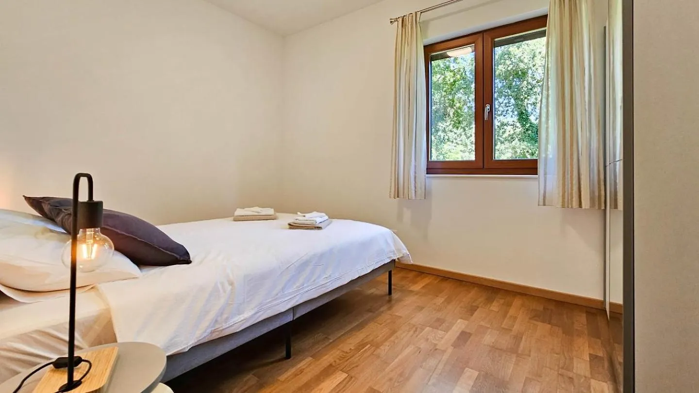 Casa Dora Villa Buzinija