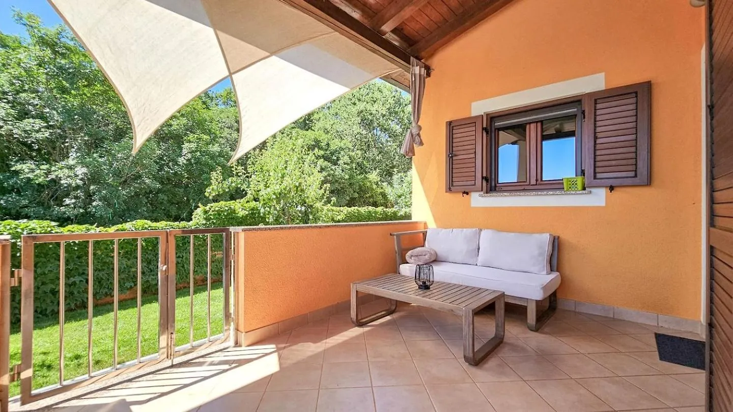 Casa Dora Villa Buzinija 0*,  Croatia