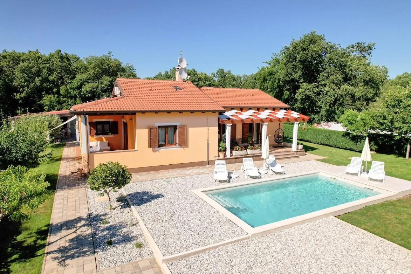 Casa Dora Villa Buzinija